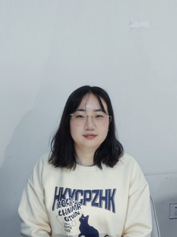 雪舞的第二张照片--太原认干亲服务网